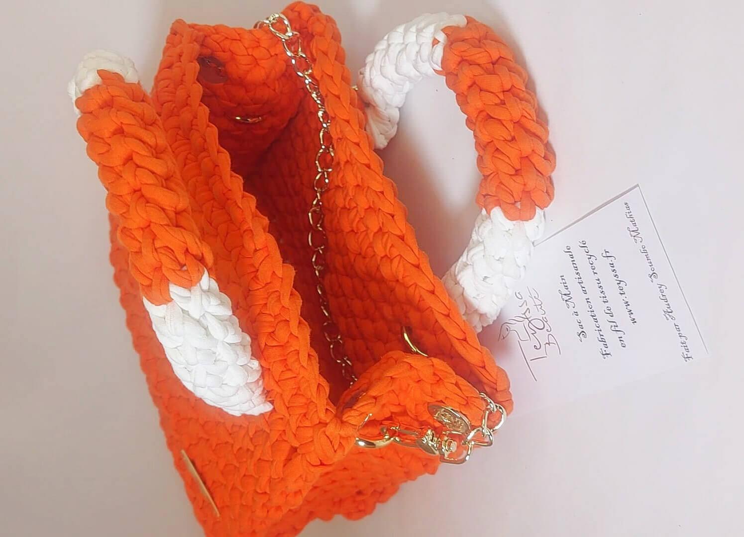 Sac a main au crochet orange et blanc collection hisbiscus