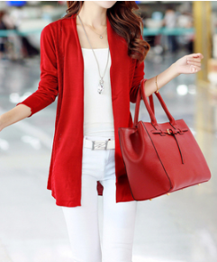 Idee de tenue avec sac a main fourre tout rouge