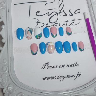Kit de press on nails : madras - les créoles bleu
