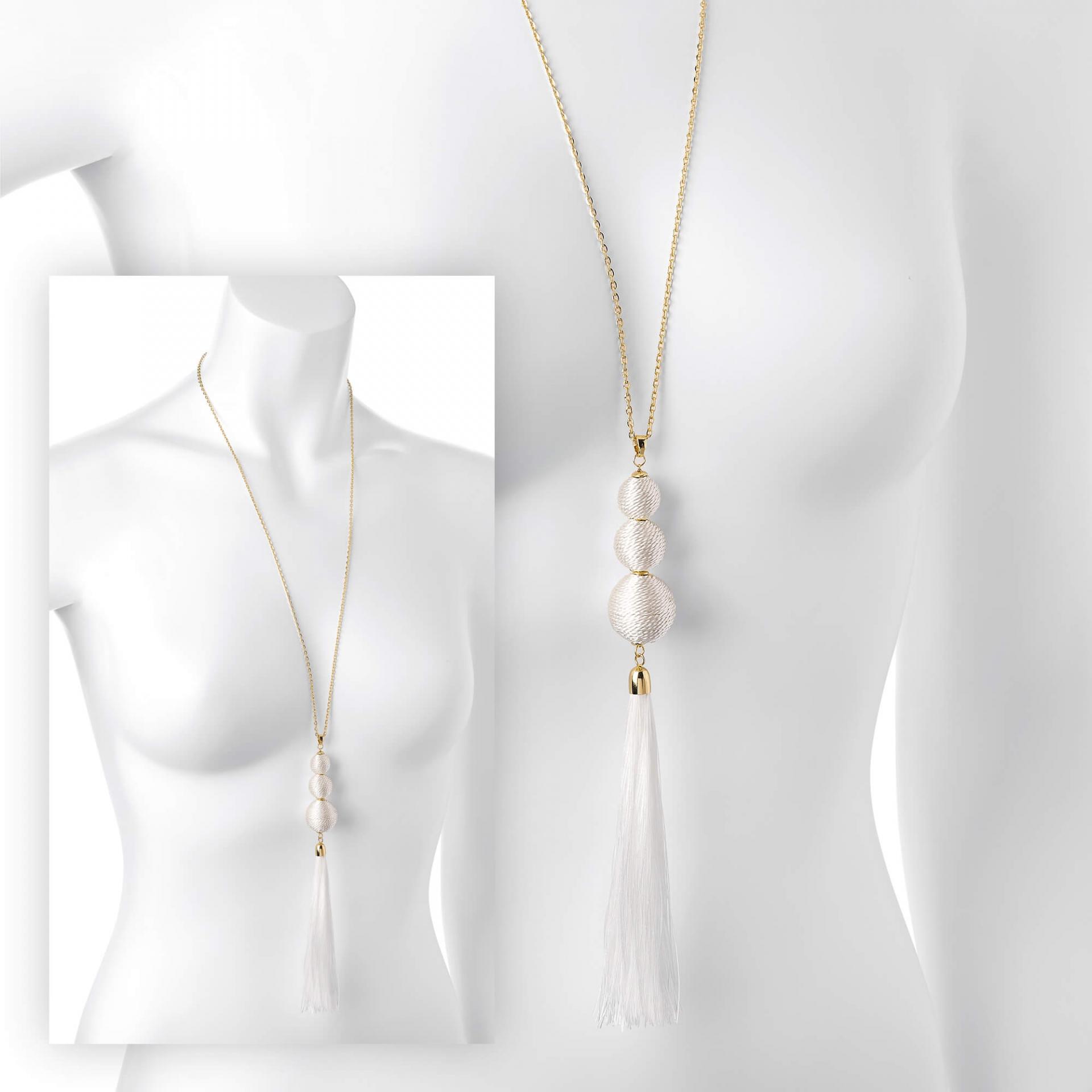 Sautoir femme avec pendentf pompon blanc image 2019